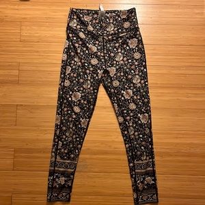 Spell folktown leggings